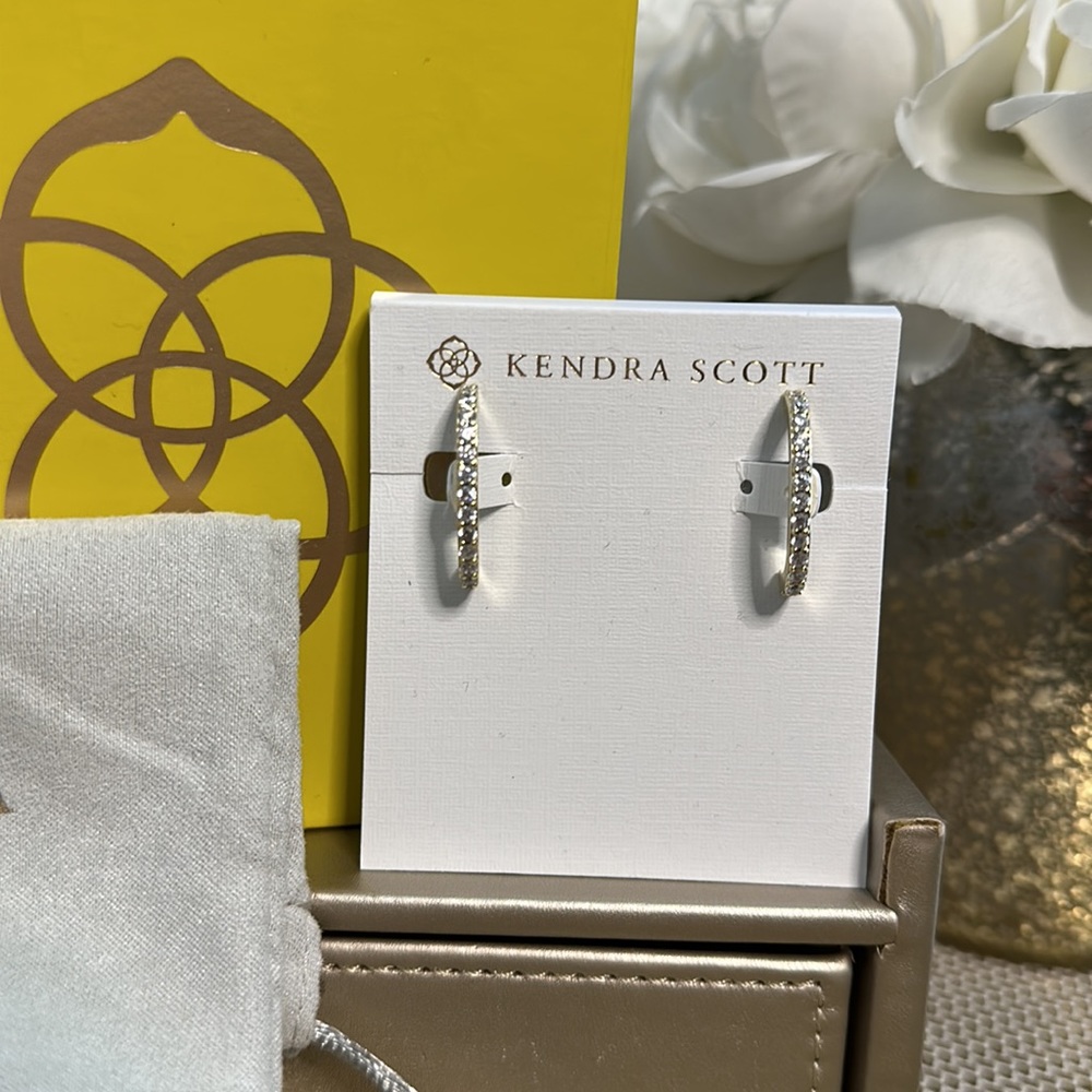 Kendra Scott - Gold Cuff Style Earrings - EUC